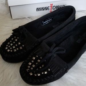 Black Moccasins